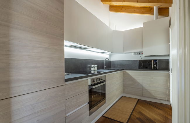 New Deal - APT with Terrace & Jacuzzi - Photo 11