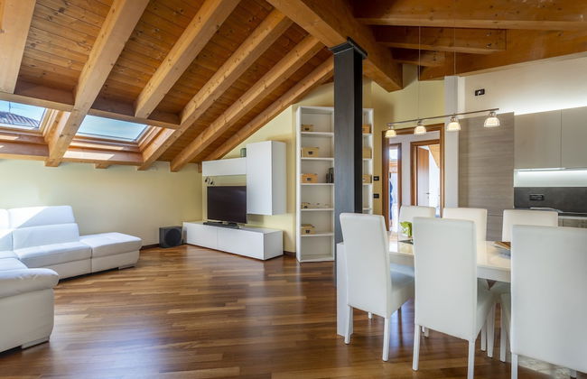 New Deal - APT with Terrace & Jacuzzi - Photo 1