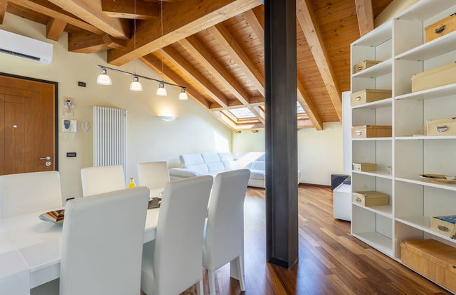 New Deal - APT with Terrace & Jacuzzi - Photo 13