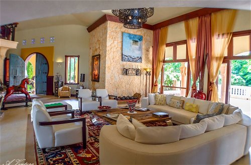 Photo 14 - 5-star villa for rent in Moroccan-style