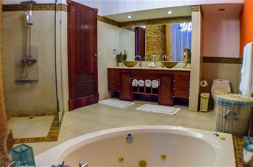 Photo 22 - 5-star villa for rent in Moroccan-style