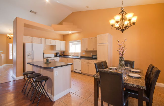 Beautiful Spacious House very Nice area - Foto 4