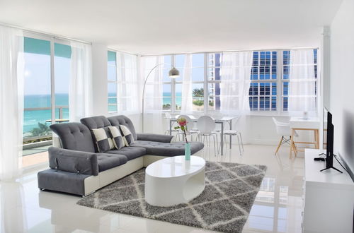 Photo 8 - Seacoast Suites on Miami Beach