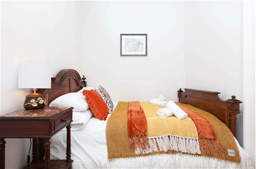Photo 13 - Traditional Luxury Apartment