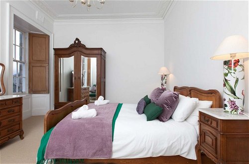 Photo 22 - Traditional Luxury Apartment