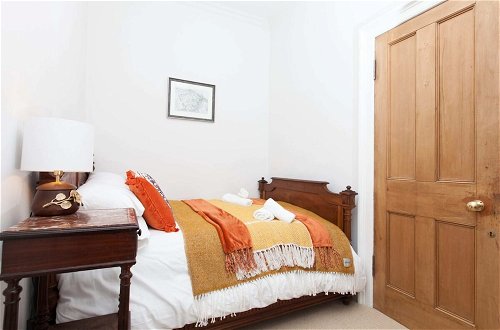 Photo 21 - Traditional Luxury Apartment