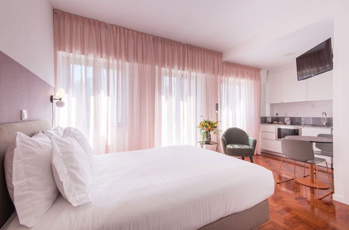 Photo 16 - Lisbon Serviced Apartments - Campos