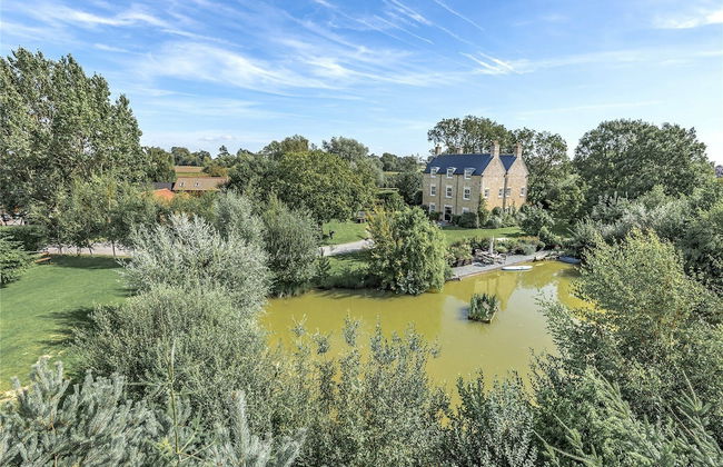 2-bed 18th Century Barn - Sleeps 6 - Pet Friendly - Foto 1