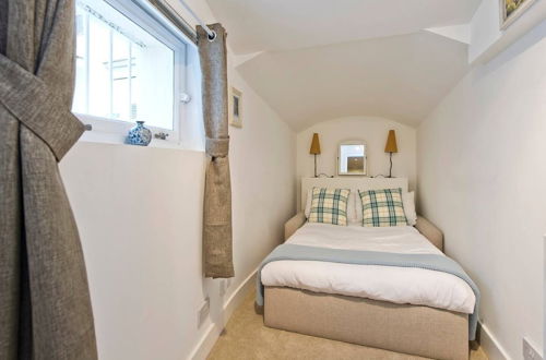 Photo 10 - Fantastic 3 Bed Apartment In Earls Court