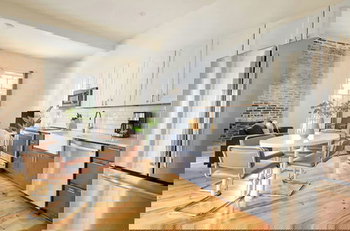 Photo 3 - Sonder by Marriott Bonvoy The Louie Apartments CBD