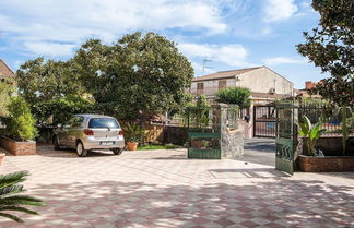 Photo 2 - Sun Kissed Holiday Home in Agnone near Beach