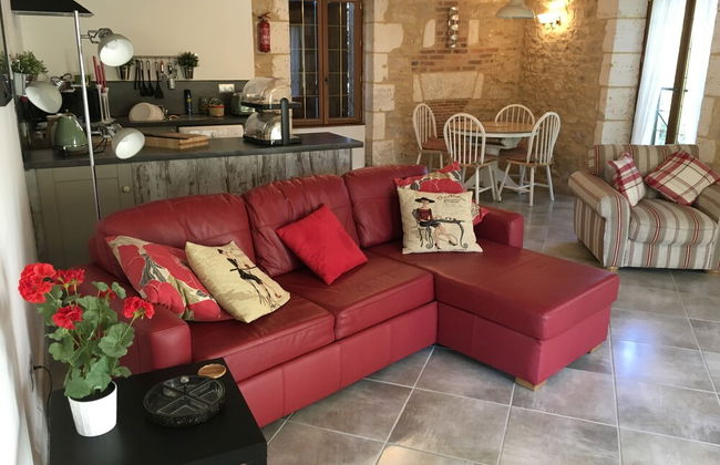 Moulin du Fontcourt Riverside Apartment - Photo 11