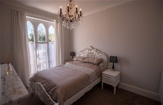 Photo 3 - Elegant Georgian 1 Bed Apartment in Herne Bay
