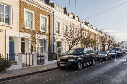 Photo 36 - Fulham 4-bed House & Garden Near Tube