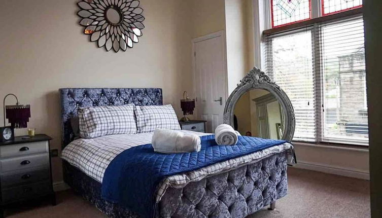 Photo 1 - Inviting 2-bed Apartment in Matlock Sleeps 6