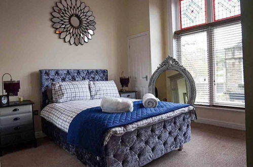 Photo 1 - Inviting 2-bed Apartment in Matlock Sleeps 6