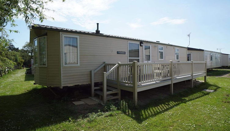 Photo 1 - 2 Bedroom Caravan at Heacham Beach With Decking