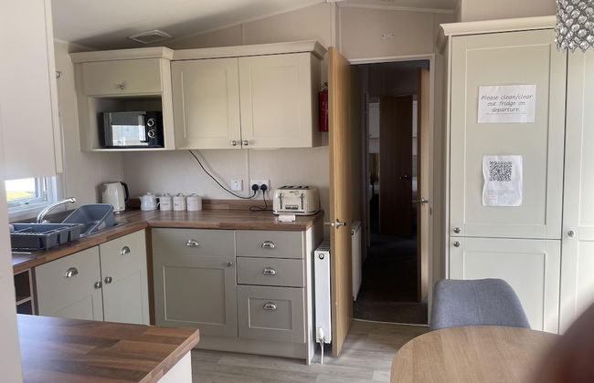 Stunning 3-bed Caravan in Clacton-on-sea - Foto 6