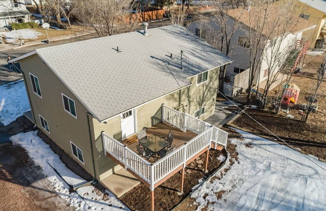 2BR Aptmt Parks Private Deck, Mountain Views! - Foto 31