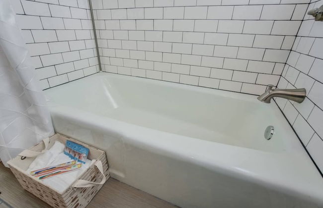 2BR Aptmt Parks Private Deck, Mountain Views! - Foto 21