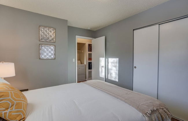 2BR Aptmt Parks Private Deck, Mountain Views! - Foto 6