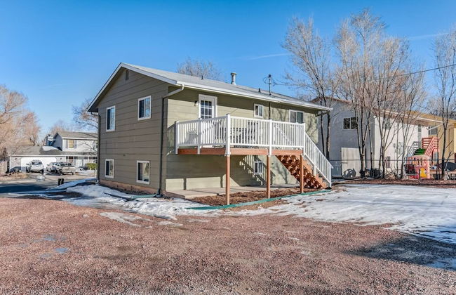 2BR Aptmt Parks Private Deck, Mountain Views! - Foto 40
