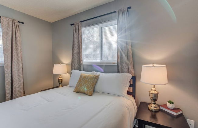 2BR Aptmt Parks Private Deck, Mountain Views! - Foto 2