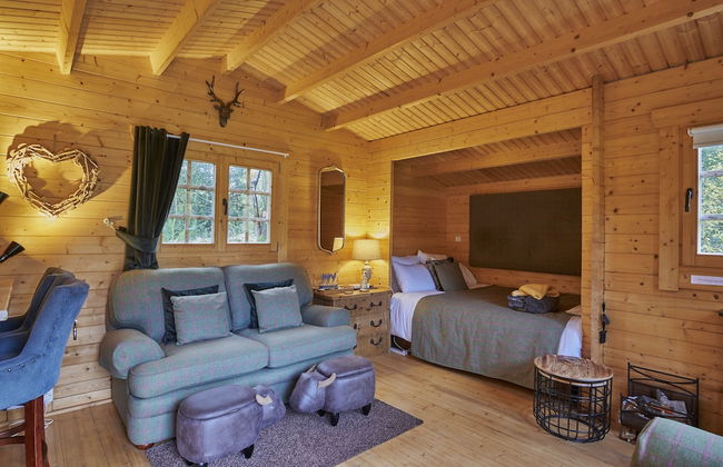 1-bed Cabin, 2 Adults, Wood Burning Hot Tub & Fire - Foto 2