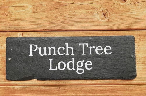 Foto 3 - Punch Tree Lodge for Couples, Wood Burning Hot Tub