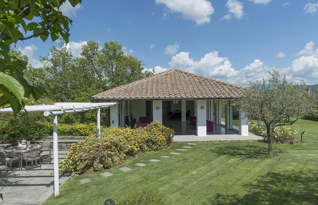 Villa Ninfeo 10 4 Emma Villas - Photo 25