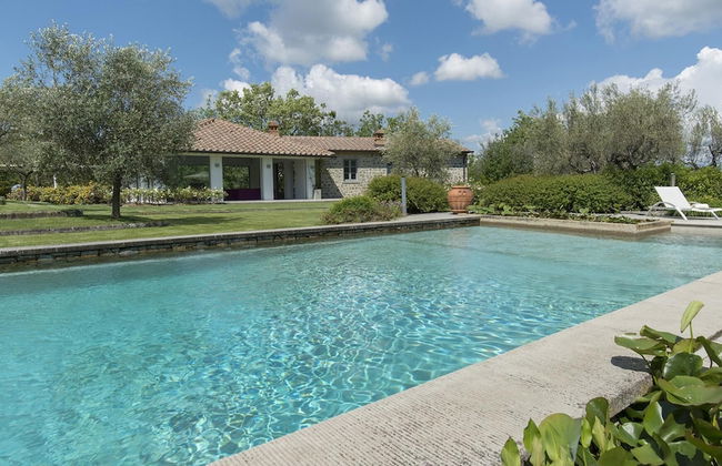 Villa Ninfeo 10 4 Emma Villas - Photo 14