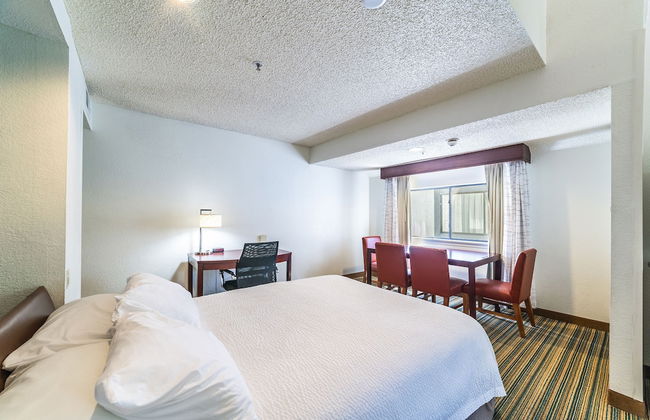 Metro Phoenix Extended Stay - Foto 29