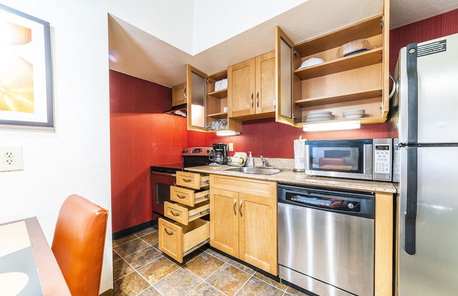 Metro Phoenix Extended Stay - Foto 73
