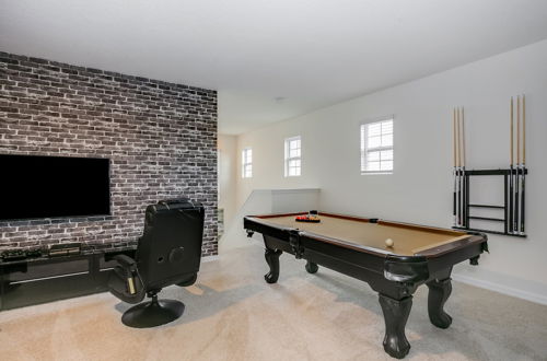 Photo 26 - 6bed 4Ba Villa Game Room Pool Spa