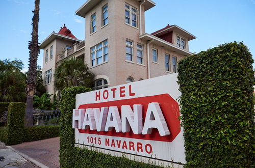 Photo 1 - Hotel Havana