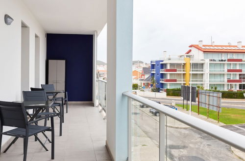 Photo 33 - Beautiful Apartment in Sao Martinho do Porto With Balcony