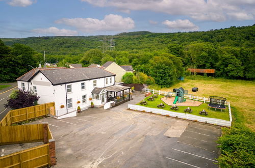 Photo 70 - Ynys Arms