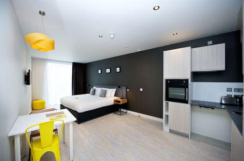 Photo 12 - Staycity Aparthotels, York, Barbican Centre