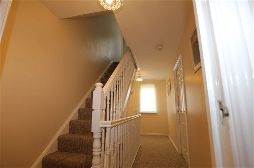 Photo 27 - Beautiful 4 beds Hillview House