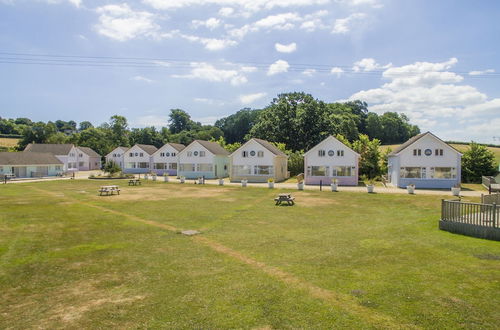 Photo 41 - Seaview Holidays - Salterns Village