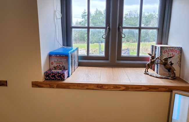 3 Bedroom Cottage - Hot Tub, Garden, Parking - Foto 7