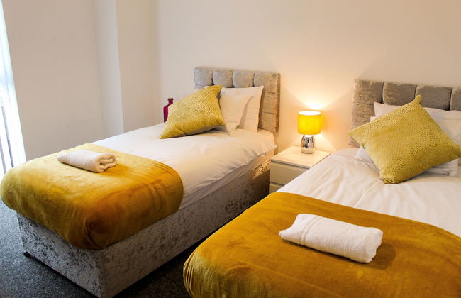 Apartment 67 - Photo 4