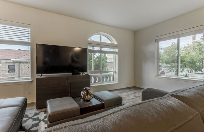 Domicile Suites at Elliott Bayview - Foto 12