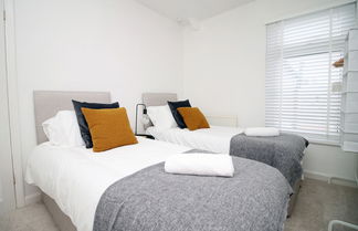 Photo 2 - Mawr Terrace by Tŷ SA -NEW sleeps 8