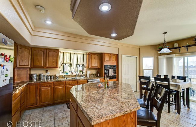 5BR Mtn Views Family Getaway HOT TUB - Foto 27