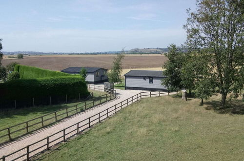 Foto 21 - Cosy Pine Lodge With far Reaching Country Views and Large sun Deck