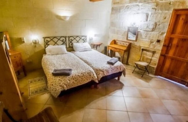 Steves Villas - Photo 2