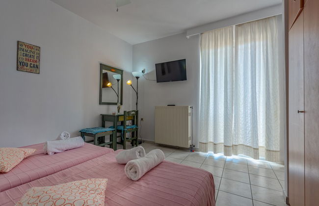 Lambros - Foto 11