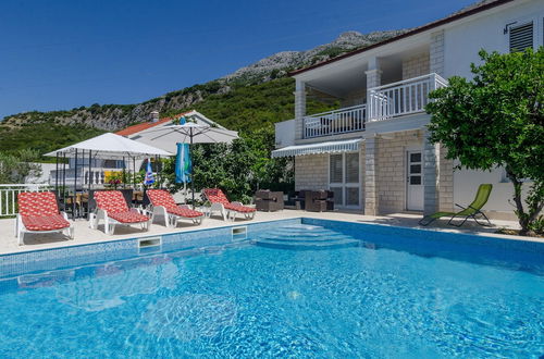 Photo 1 - Holiday Villa Perna with Swimming Pool