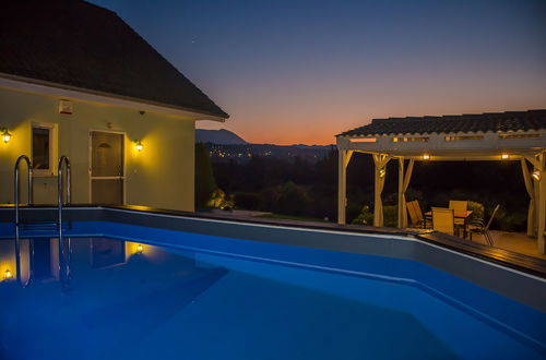 Photo 31 - Villa Antzela with Private Pool and Gardens